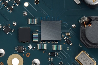 Circuit board featuring film capacitors