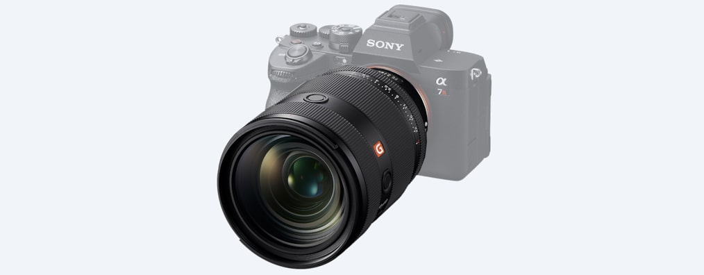 Product image showing the lens mounted on the α7R V body