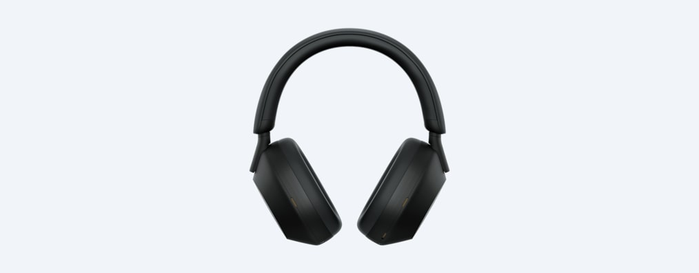 Image of Black WH-1000XM5 headphones